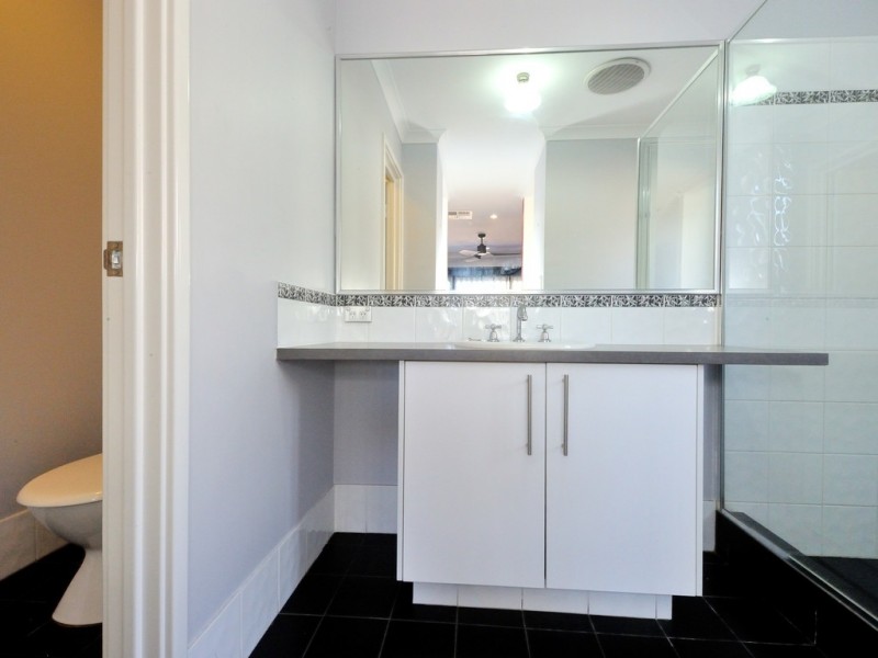 11 Ingarfield Green, Baldivis WA 6171