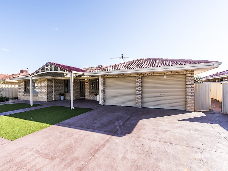 19 LEEUWIN PARADE, Rockingham WA 6168