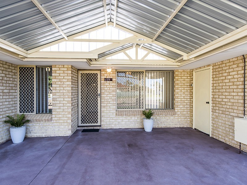 19 LEEUWIN PARADE, Rockingham WA 6168