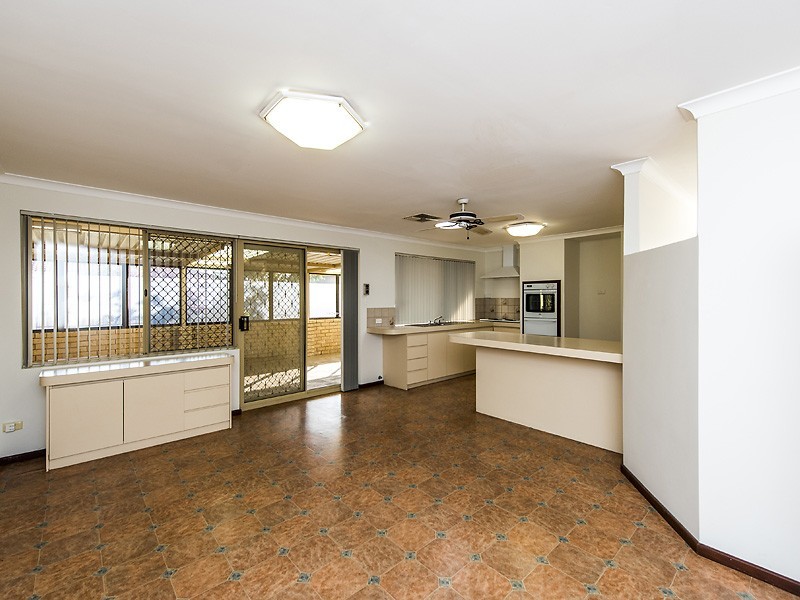 19 LEEUWIN PARADE, Rockingham WA 6168