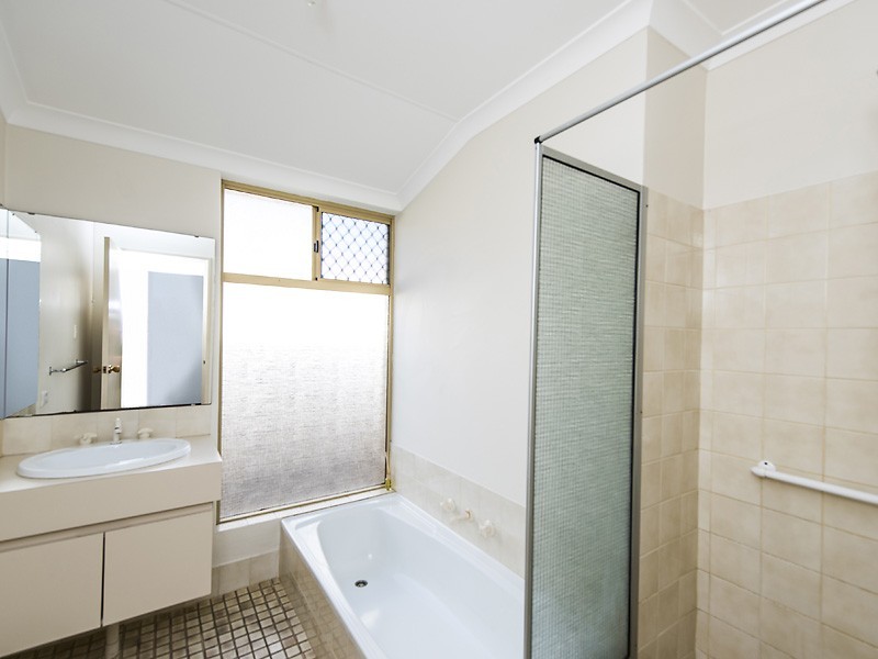 19 LEEUWIN PARADE, Rockingham WA 6168