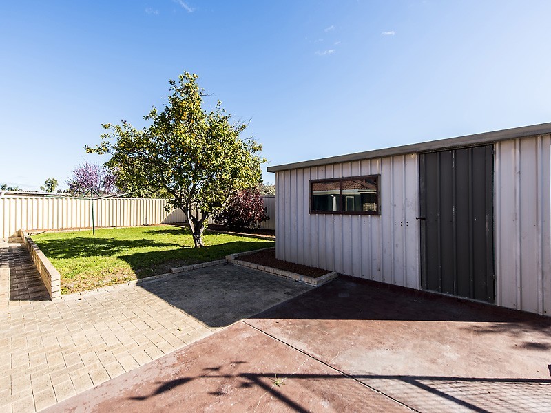 19 LEEUWIN PARADE, Rockingham WA 6168
