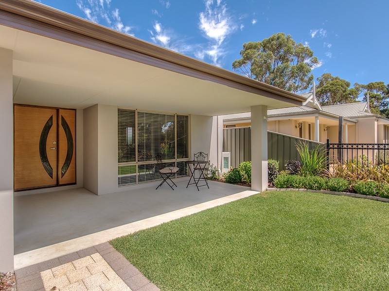 3 Lyndhurst Crescent, Wellard WA 6170