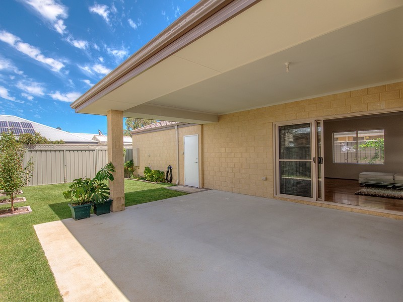 3 Lyndhurst Crescent, Wellard WA 6170