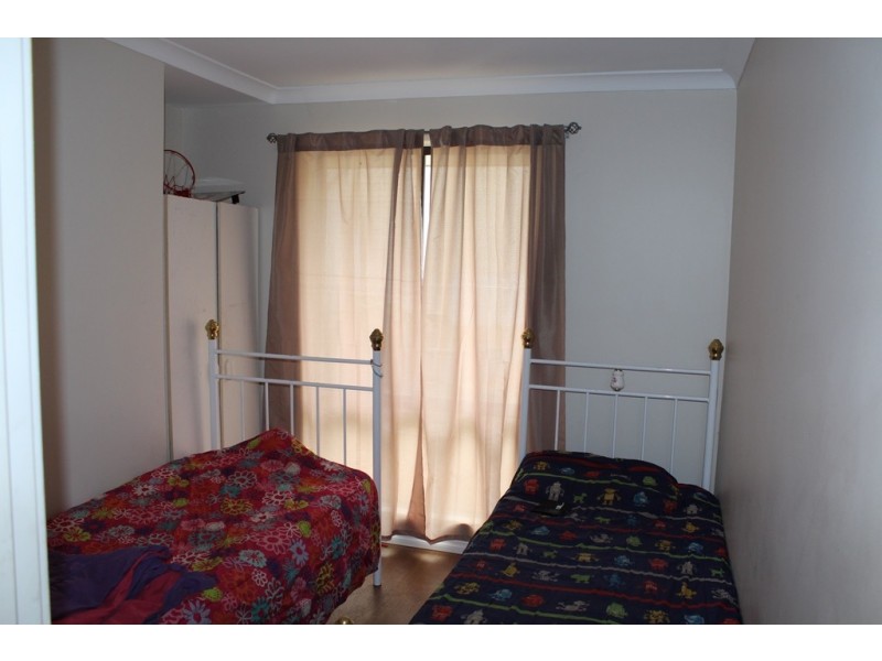 18 Patrick Vista, Parmelia WA 6167