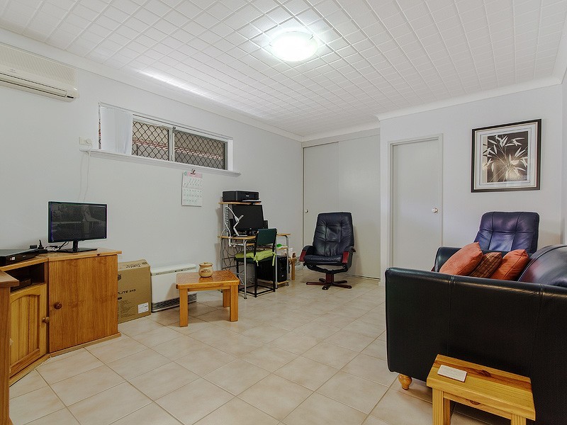 20 Tarwarri Close, Hillman WA 6168