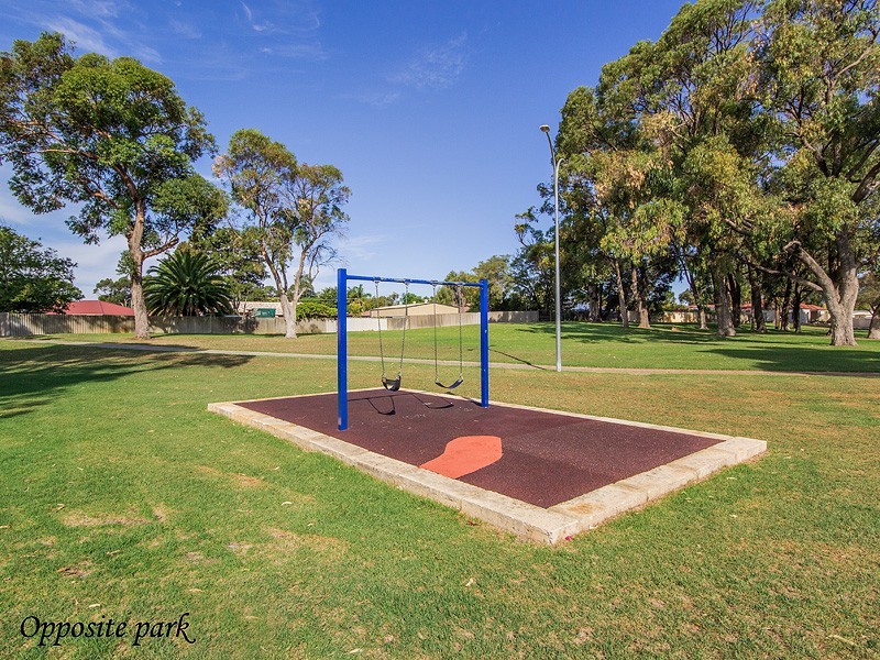 20 Tarwarri Close, Hillman WA 6168