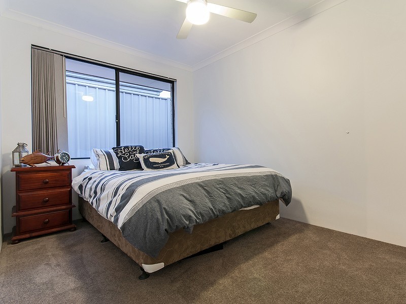 4 Wallingford Crescent, Wellard WA 6170