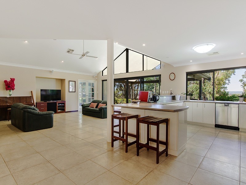 117 Doghill Road, Baldivis WA 6171