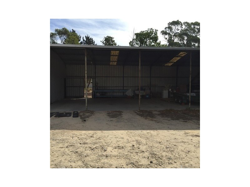 165 STAKEHILL ROAD, Karnup WA 6176