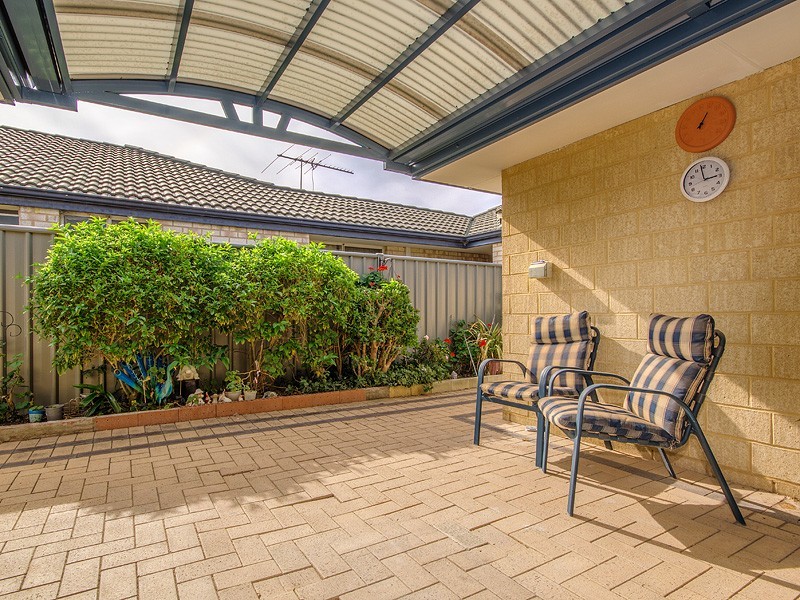 15 Petersfield Lane, Wellard WA 6170
