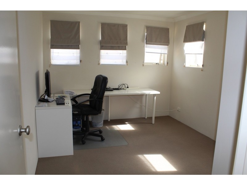 48 Masthead Close, Jindalee WA 6036