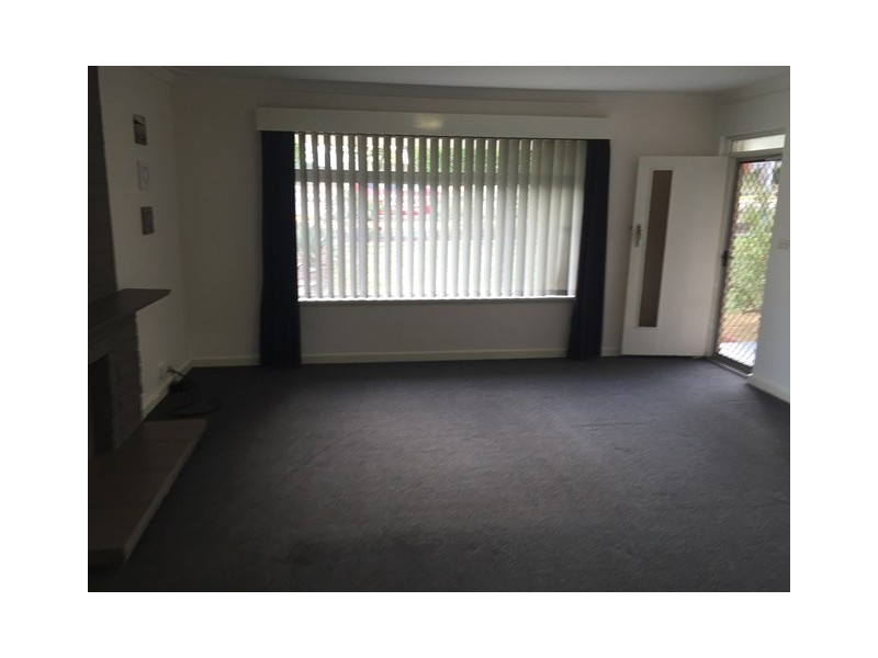 13 Maydwell Way, Calista WA 6167