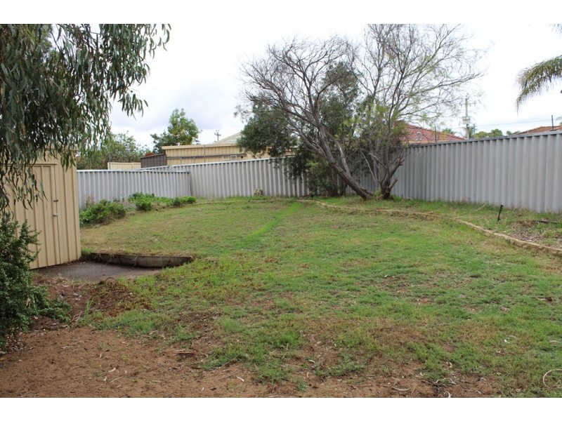 25 Patrick Vista, Parmelia WA 6167