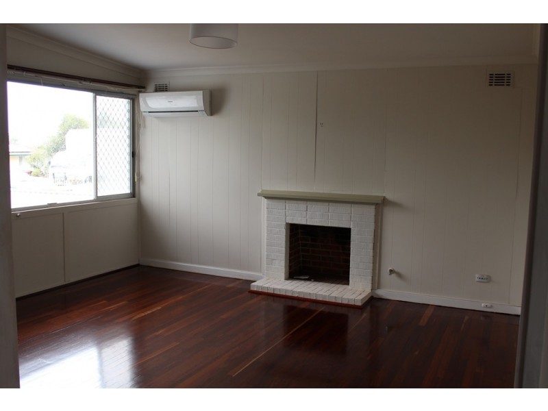 36 Cockman Way, Orelia WA 6167