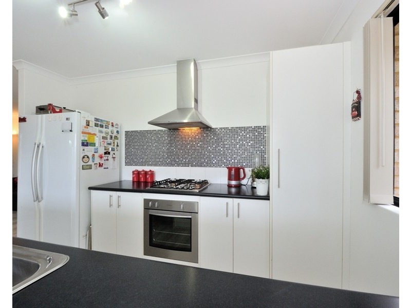 2 Onyx Lane, Wellard WA 6170