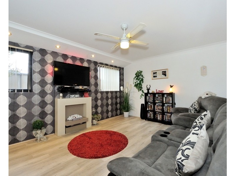 2 Onyx Lane, Wellard WA 6170