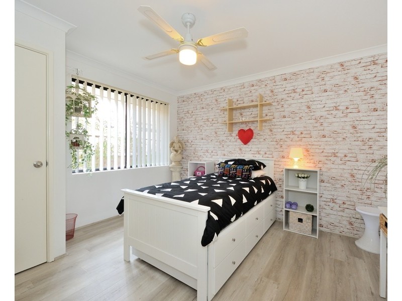 2 Onyx Lane, Wellard WA 6170