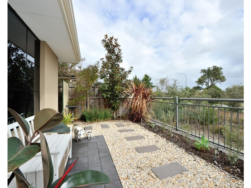 2 Onyx Lane, Wellard WA 6170