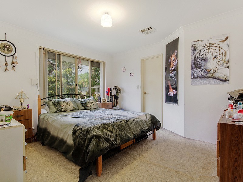 1 Stipling Gardens, Leda WA 6170