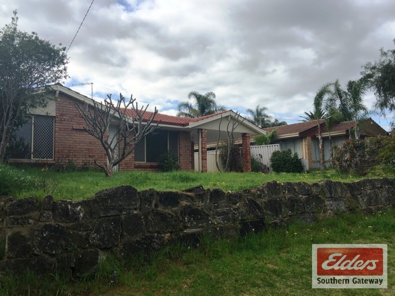 5 Burrows Place, Parmelia WA 6167