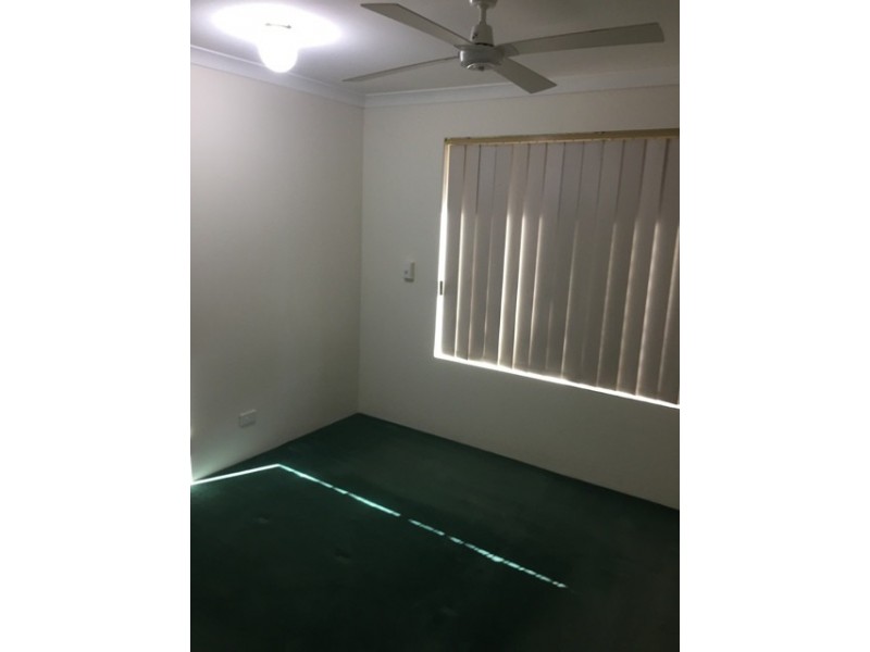 12 KARLAK CLOSE, Leda WA 6170