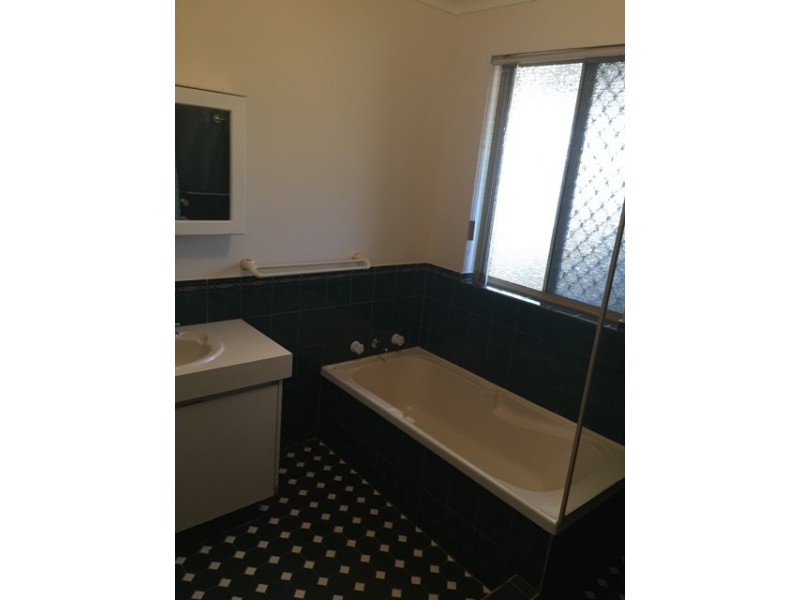 12 KARLAK CLOSE, Leda WA 6170