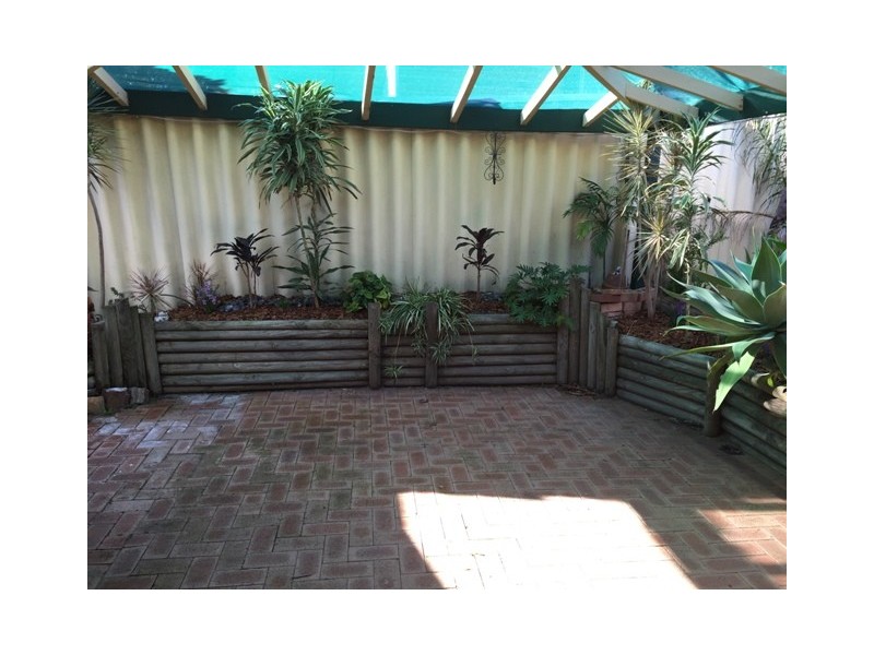 12 KARLAK CLOSE, Leda WA 6170
