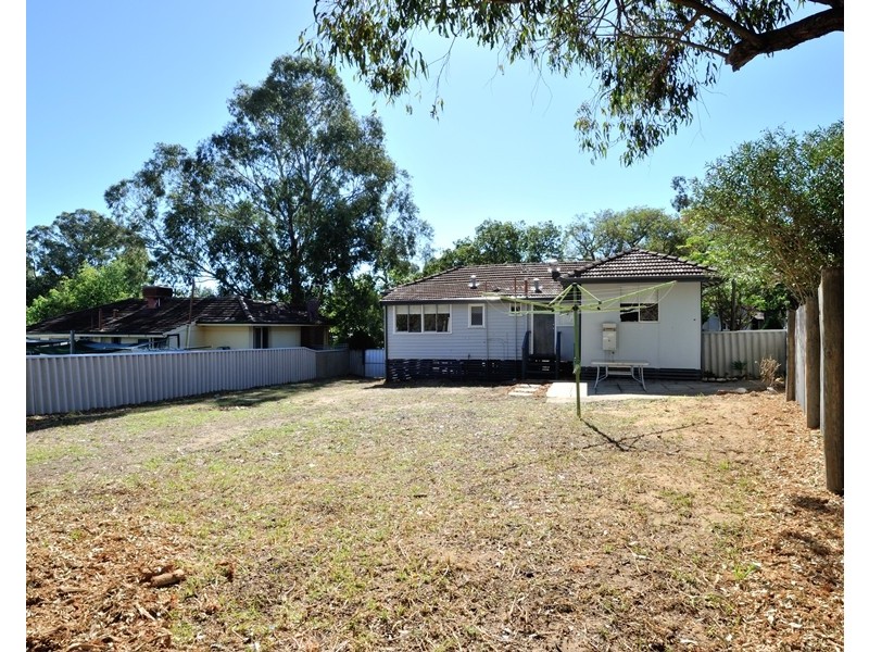 27 Atkinson Road, Medina WA 6167