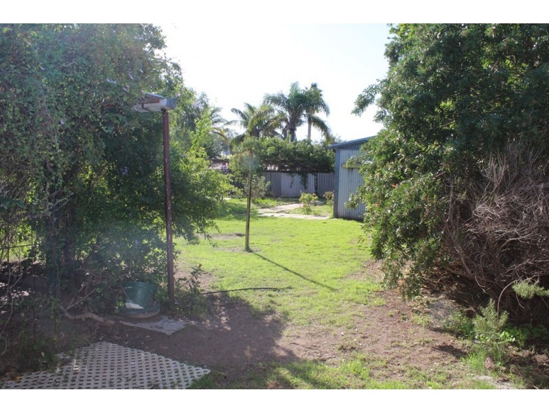 8 Mimbalup Close, Hillman WA 6168