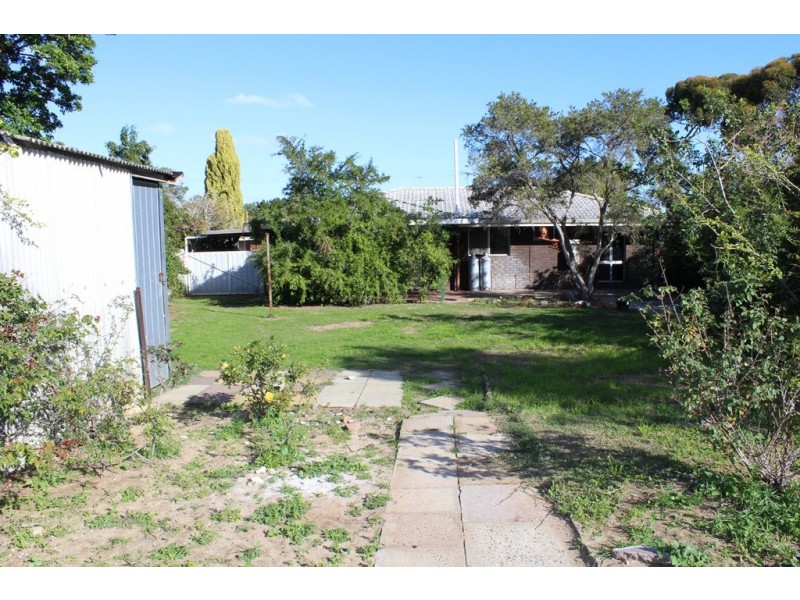 8 Mimbalup Close, Hillman WA 6168