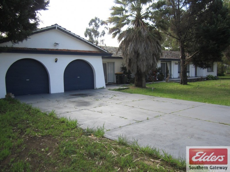 545 Orton Road, Oakford WA 6121