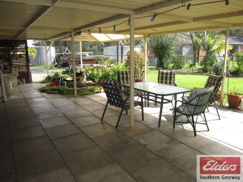 545 Orton Road, Oakford WA 6121