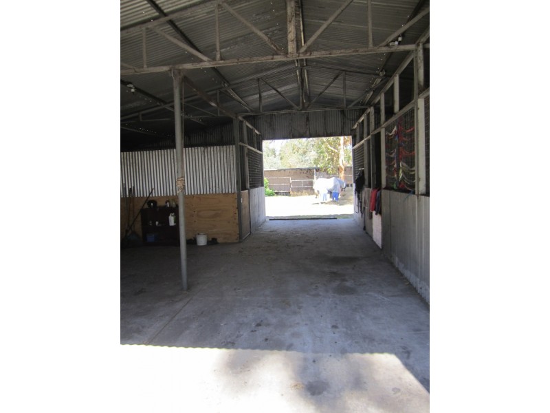 545 Orton Road, Oakford WA 6121