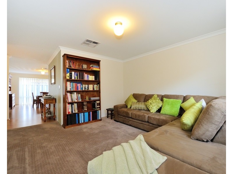 64 Claret Ash Boulevard, Baldivis WA 6171