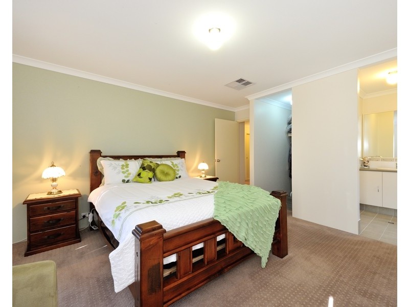 64 Claret Ash Boulevard, Baldivis WA 6171