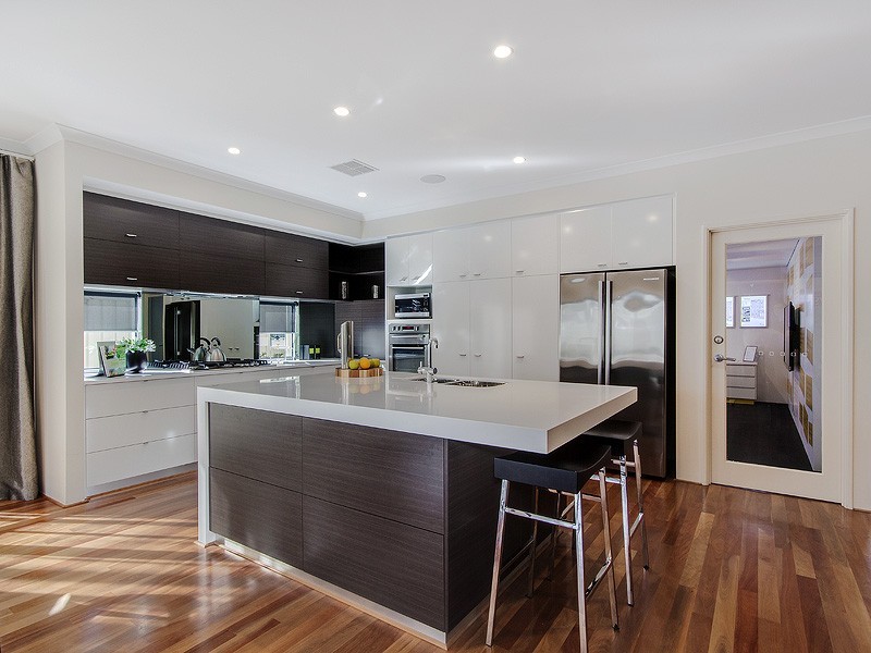 1 Jasper Way, Lakelands WA 6180