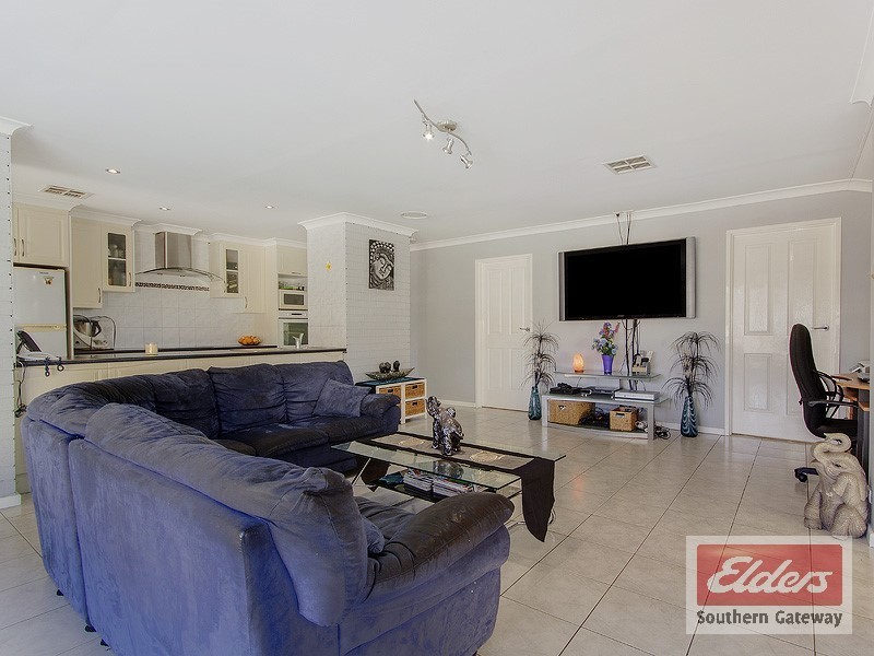 212 Duckpond Road, Wellard WA 6170