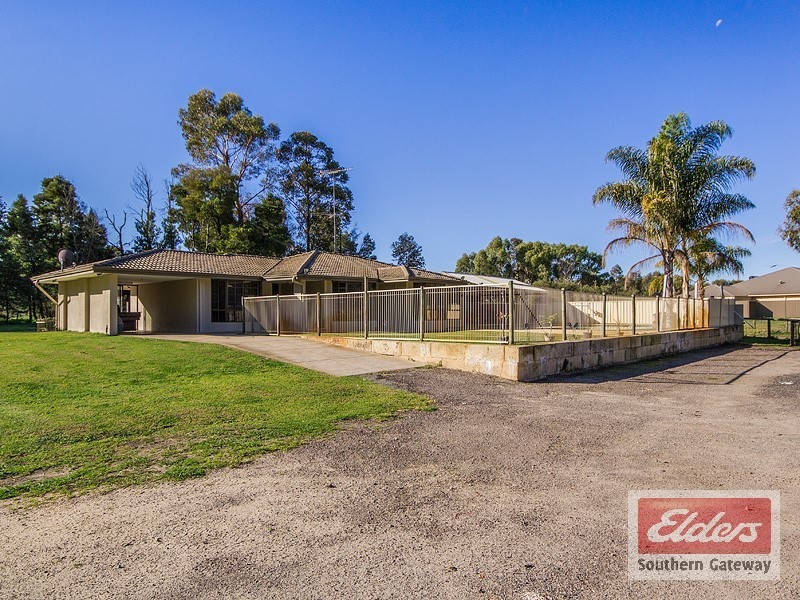 212 Duckpond Road, Wellard WA 6170
