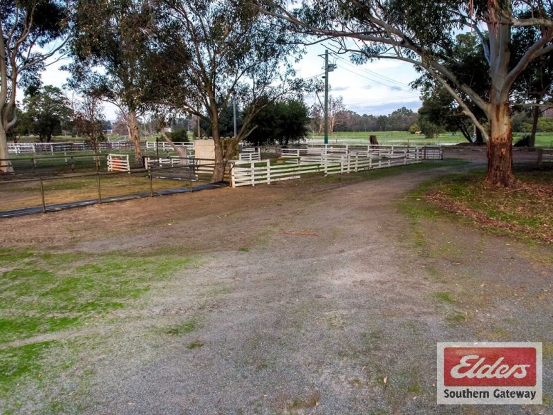 558 Utley Road, Serpentine WA 6125