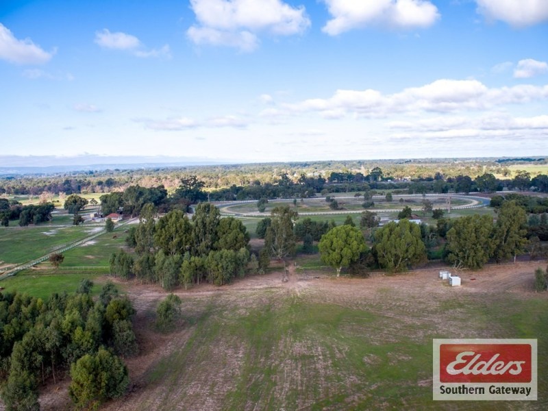 558 Utley Road, Serpentine WA 6125