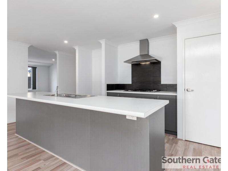 80 Daybreak Loop, Wellard WA 6170