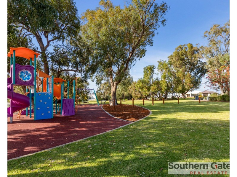 80 Daybreak Loop, Wellard WA 6170
