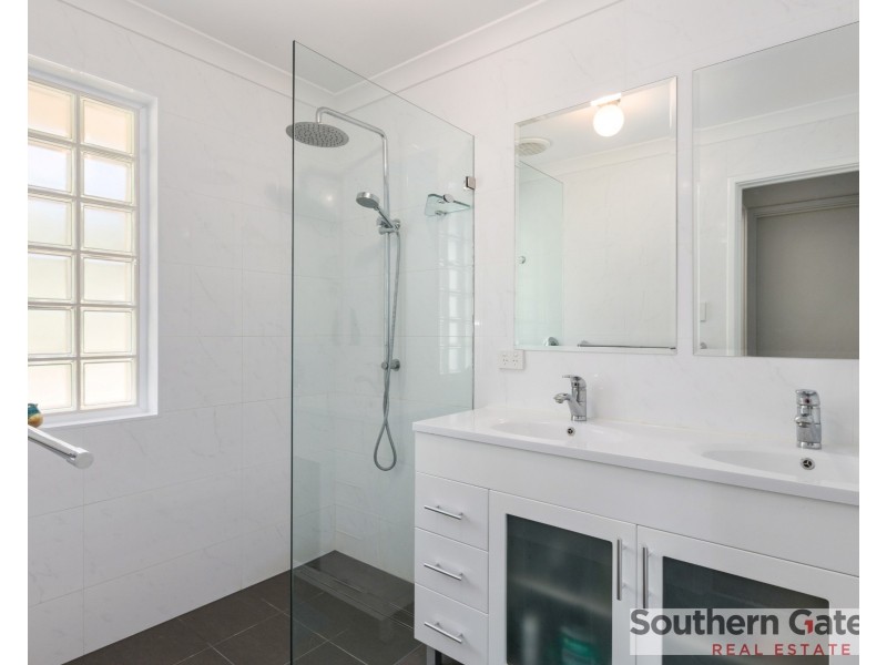 12 Homestead Drive, Wellard WA 6170