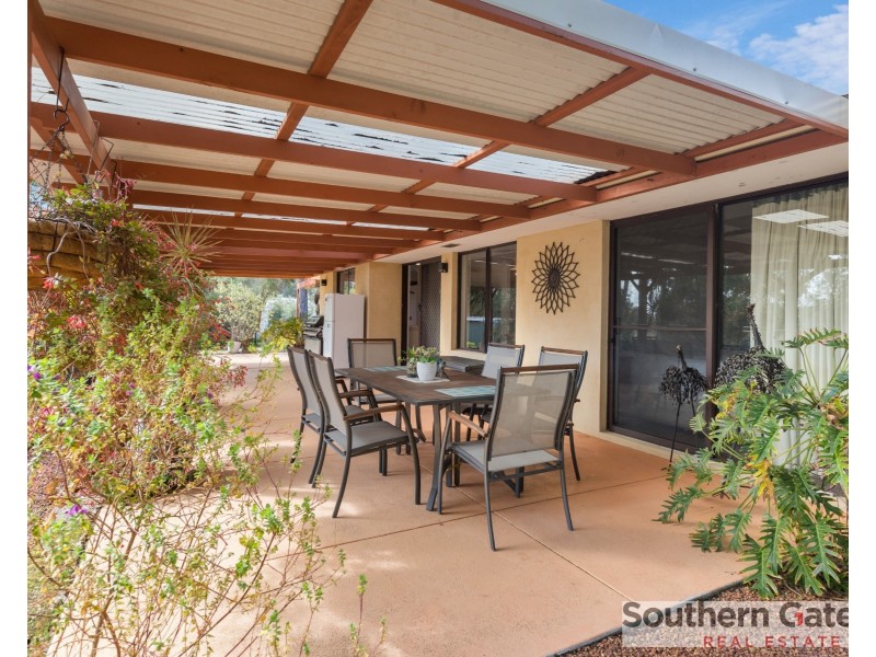 12 Homestead Drive, Wellard WA 6170