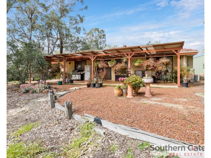 12 Homestead Drive, Wellard WA 6170