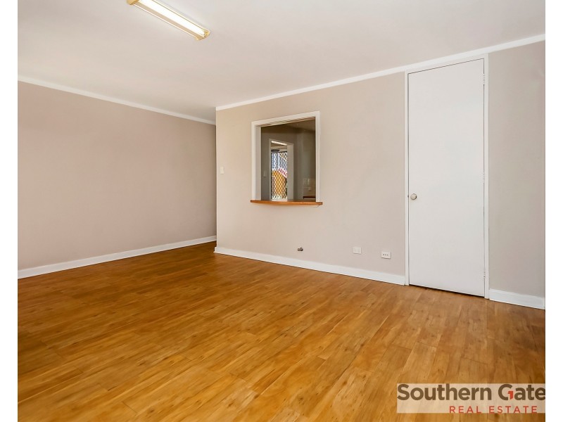 3/21 Disney Road, Parmelia WA 6167