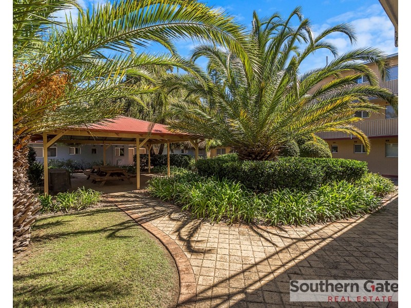 3/21 Disney Road, Parmelia WA 6167