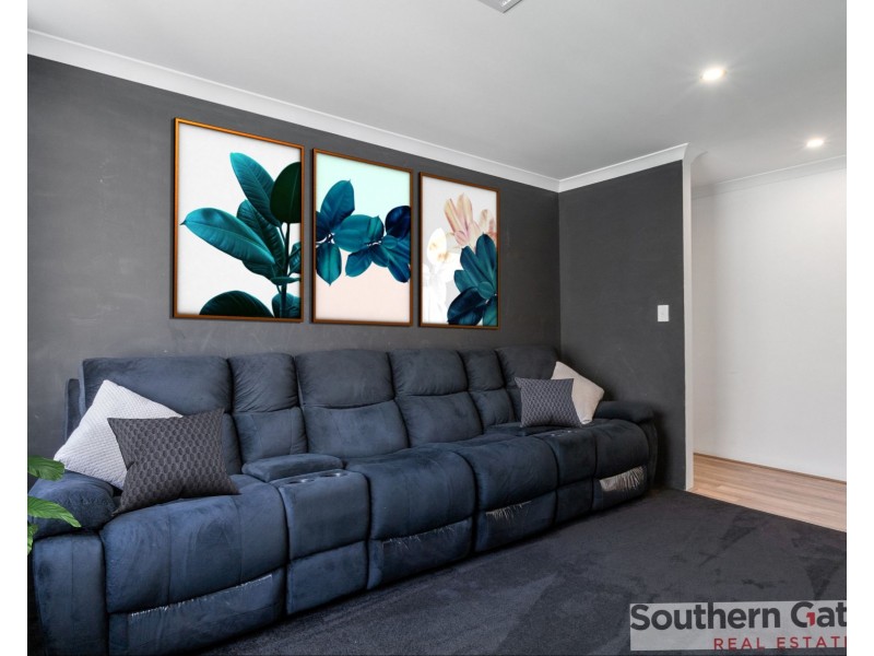 2 Craster Way, Wellard WA 6170