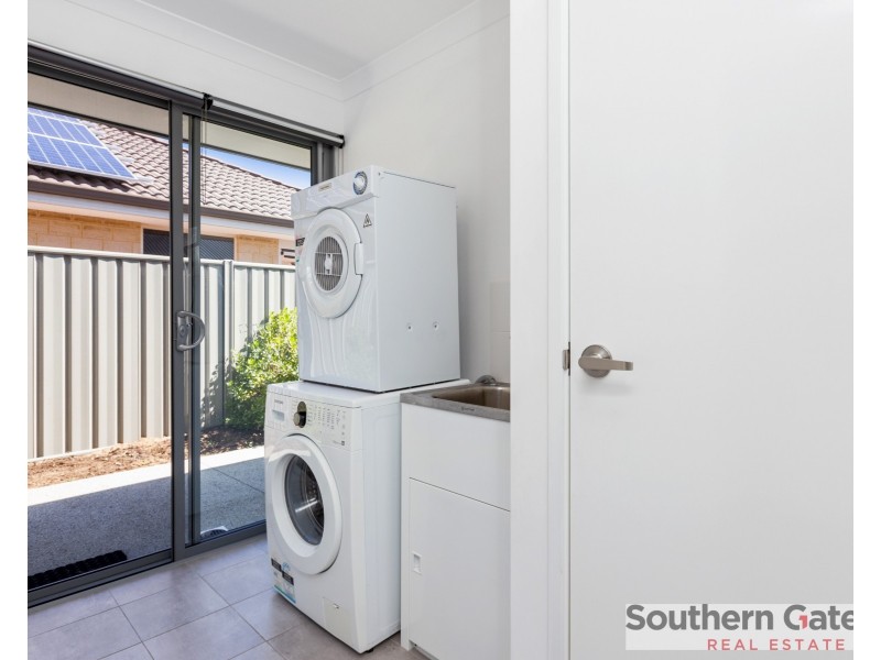 2 Craster Way, Wellard WA 6170